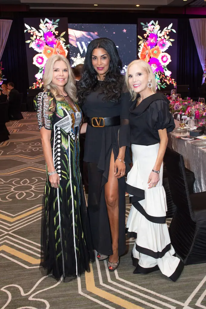 Stephanie Perkins, Ursaline Hamilton, Kristen Cannon at the Winter Ball (Photo by Jacob Power)