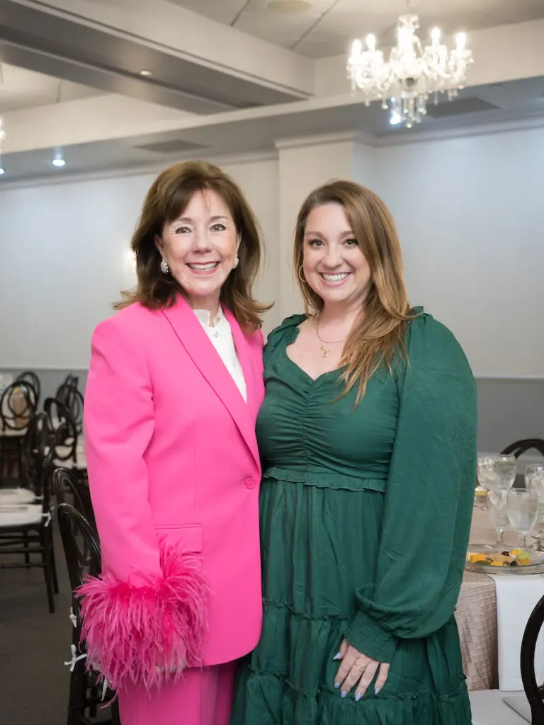 Elizabeth Stein, Laura Stein at the Houston Symphony League's "Conversation With Houston Icons." (Photo by Daniel Ortiz)