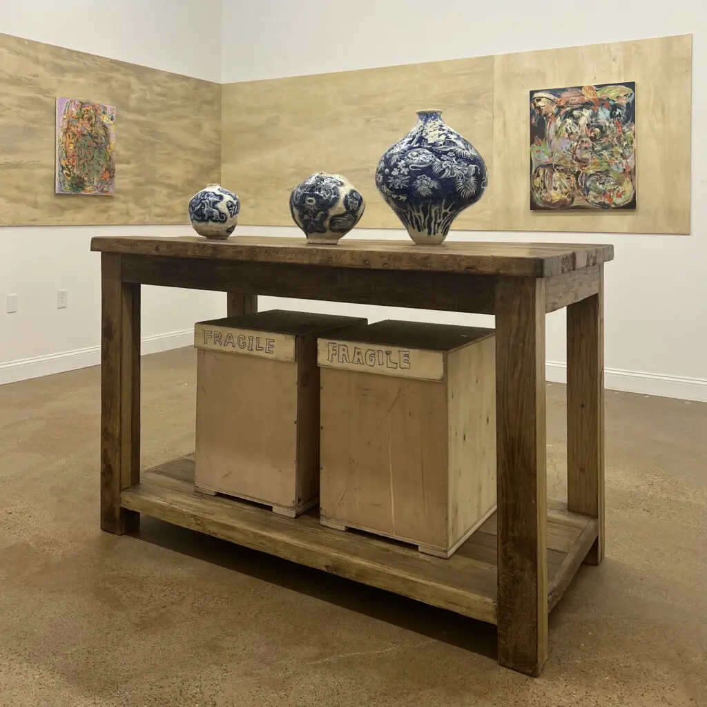 Mari Tanimoto's ceramics on display at Peter Augustus Gallery(Image courtesy the artist and Peter Augustus Gallery)