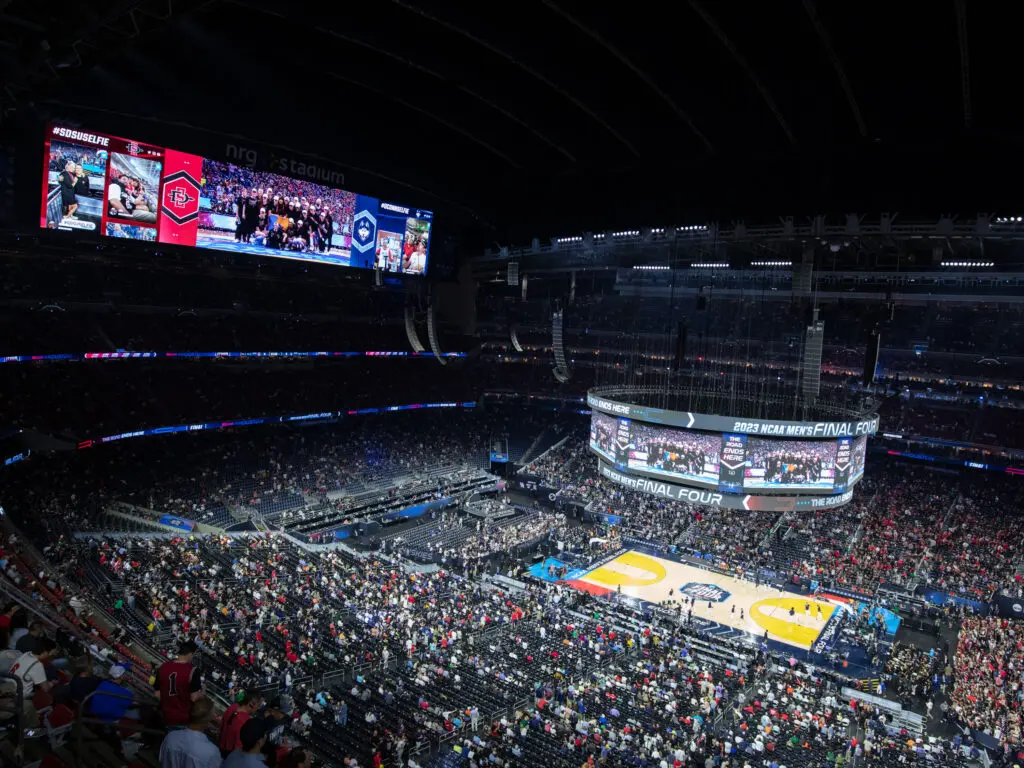 NRG Stadium proved to be up to the Final Four moment. Again. (Photo by F. Carter Smith)