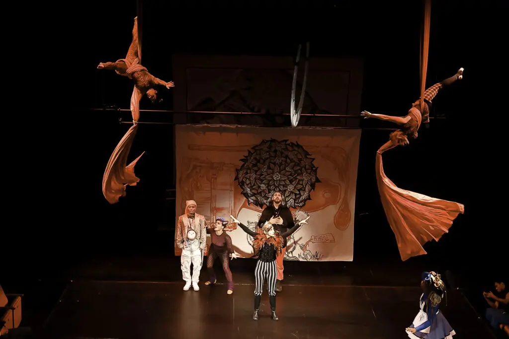 The acrobatic performance by Starry Night Productions included aerial dance, juggling, and fire. (Photo by Quy Tran)
