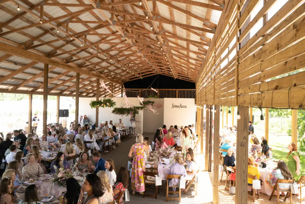 The Gathering Barn at the Recipe for Success Fashion in the Fields fundraiser. (Photo by Daniel Ortiz)