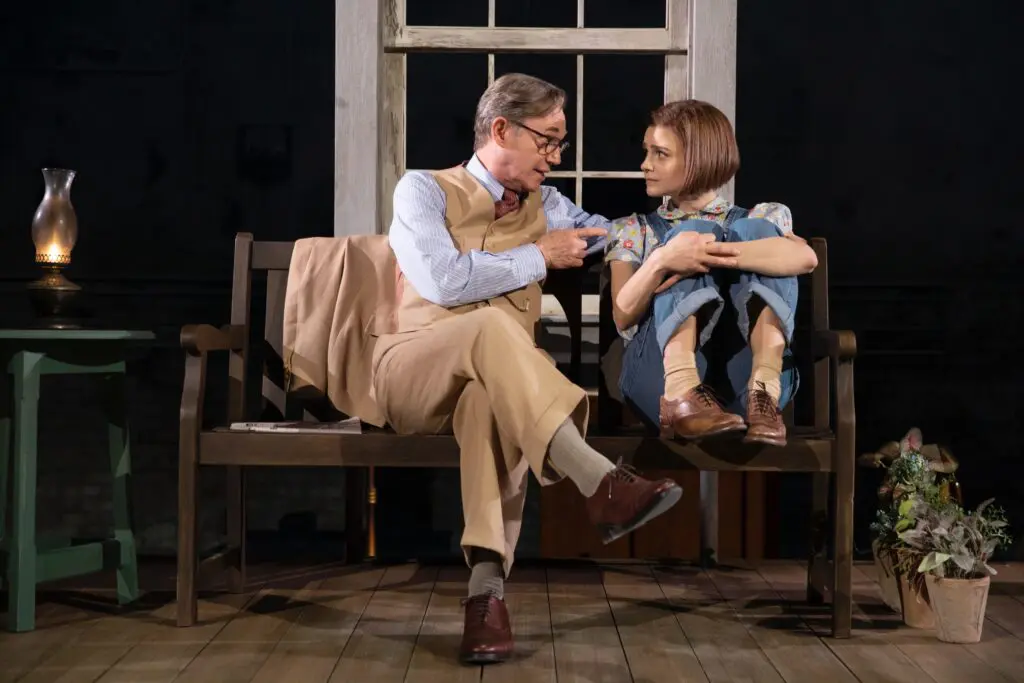 Melanie Moore (Scout Finch) and Richard Thomas (Atticus Finch). (Photo by Julieta Cervantes)
