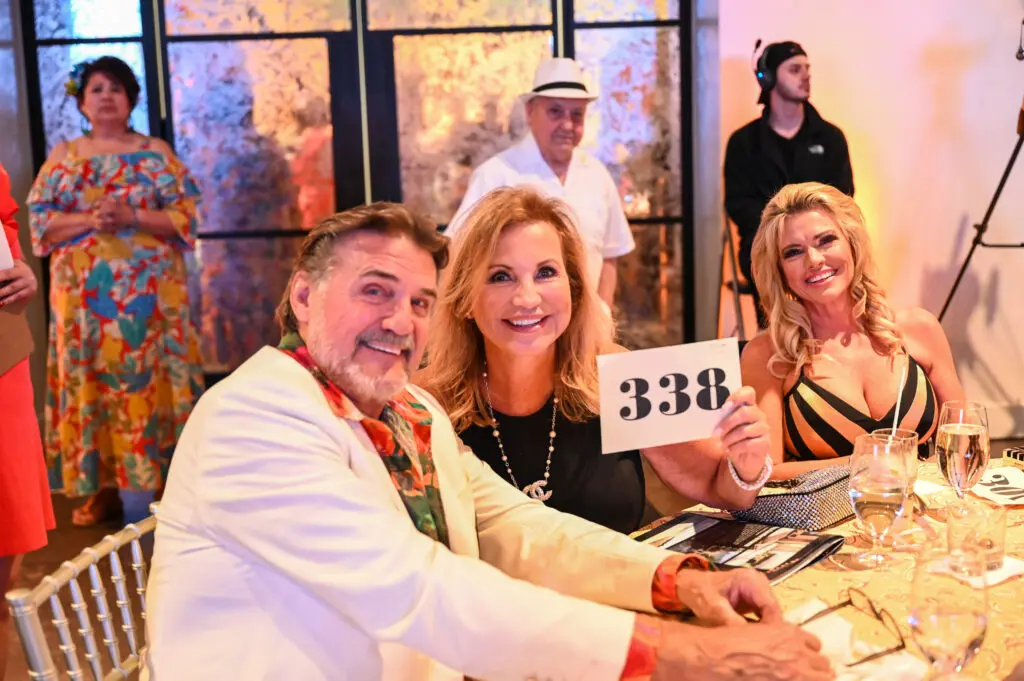 Dan Pastorini, Lisa Hoffman, Heather Pastorini (Photo by Jereme Brown)
