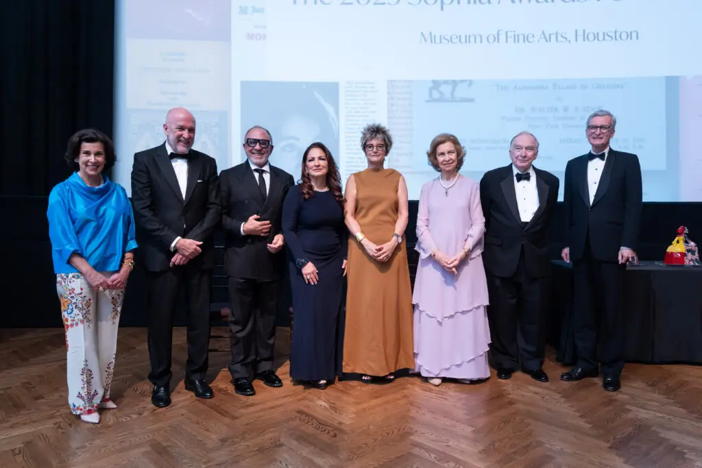 Begonia Santos, Ignacio Torras, Emilio & Gloria Estefan, Mari Carmen Ramirez, HM Queen Sofia of Spain, David Askren,  Ambassador Santiago Cabanas at the Queen Sofia Spanish Institute awards presentation at the Museum of Fine Arts, Houston. (Photo by Daniel Ortiz)