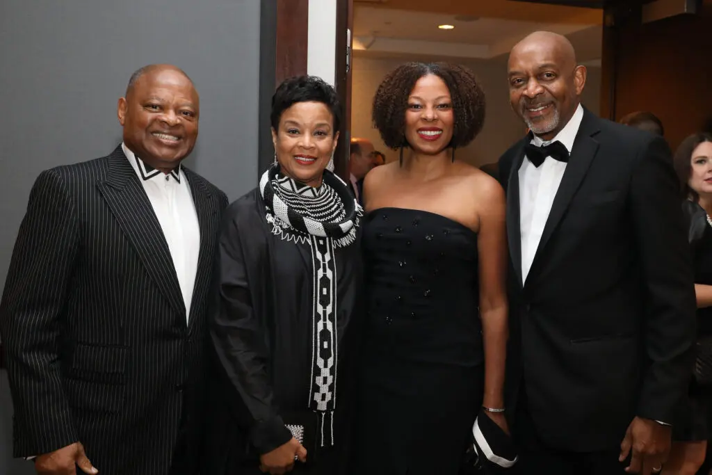 Kase & Eileen Lawal, Dr. Abenaa Brewster  & Dr. Robert Satcher at the Holocaust Museum Houston Lyndon Baines Johnson Moral Courage Award Dinner (Photo by Priscilla Dickson)