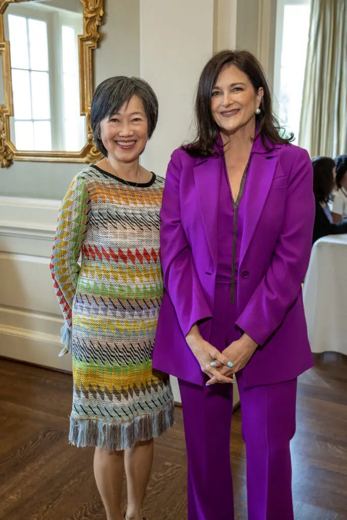 Anne Chao, chair Lea Weingarten at Houston Center for Contemporary Craft Spring Luncheon (Photo by Jenny Antill Clifton)