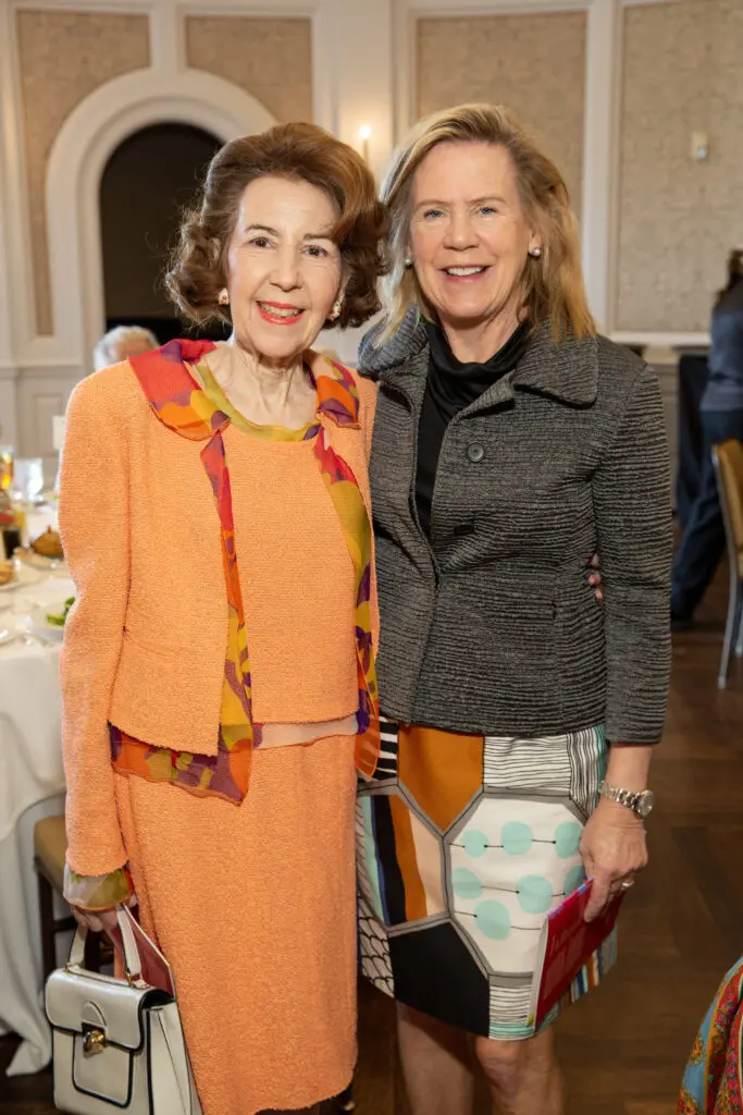 Gail Adler, Liz Crowell at Houston Center for Contemporary Craft Spring Luncheon (Photo by Jenny Antill Clifton)