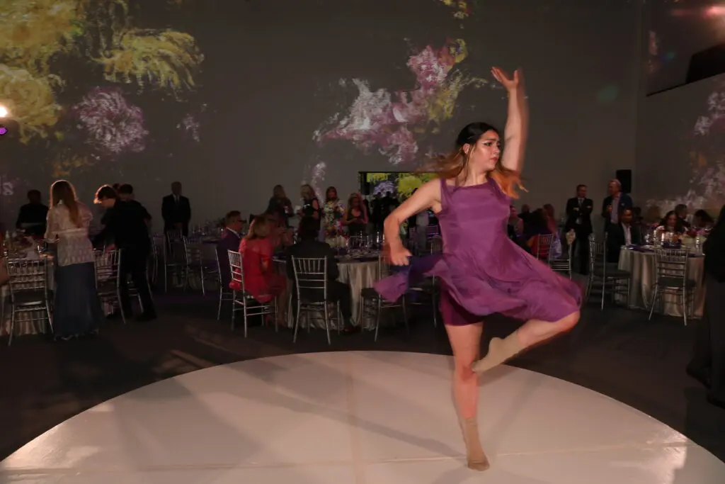 Interpretative Dancer from Booker T. Washington High School for the Performing and Visual Arts (Photo by Lisa Stewart and Rob Wythe/Wythe Portrait Studio)