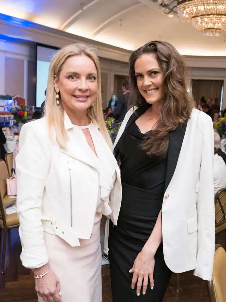 Melissa Juneau, Lauren Paine at the CanCare luncheon (Photo by Daniel Ortiz)