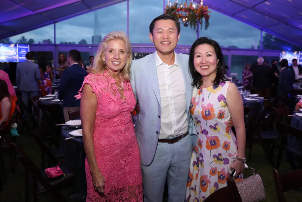 Rebecca Mark-Jusbasche, Min & Maria Kim at the Hermann Park Conservancy's Evening in the Park. (Photo by Priscilla Dickson)