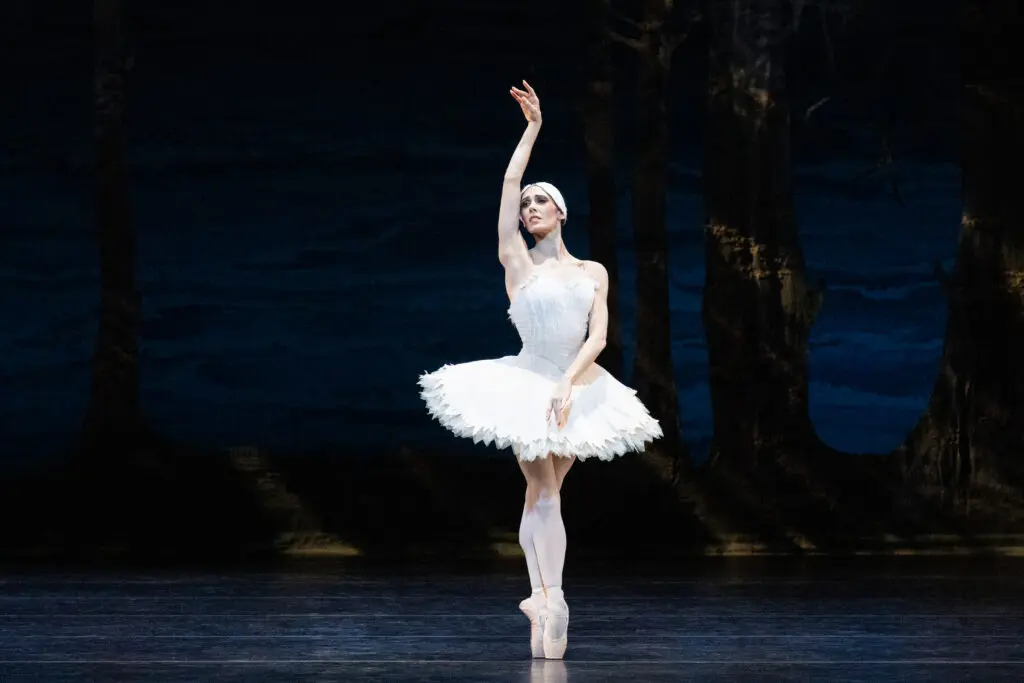 Houston Ballet Principal Beckanne Sisk as Odette in Stanton Welch’s Swan Lake (Photo by Lawrence Elizabeth Knox. Courtesy of Houston Ballet)
