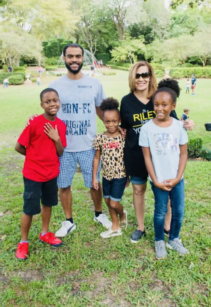 A family attends festivities at the Bayou Bend estate, which is part of the Museum of Fine Arts institution. This year's free Juneteenth celebration at Bayou Bend takes place on Saturday June 17th, 2023 from 10 a.m. to 3 p.m. (Photo courtesy Museum of Fine Arts Houston)