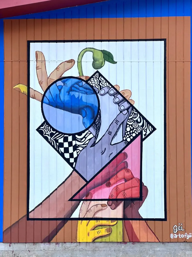 "Reaching Up" by Giselle Oviedo (Photo by Street Art for Mankind)