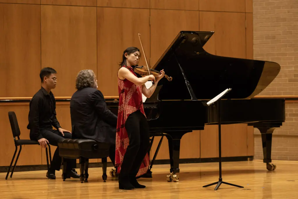 Mann-Wen Lo (violin), Timothy Hester (piano) performed in the faculty chamber concert series at the Texas Music Festival (Photo by Felipe Harker, UH/Kathrine G. McGovern College of the Arts)