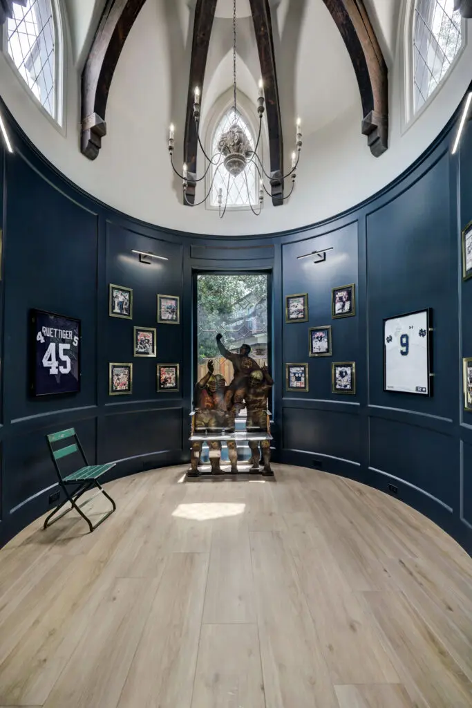 The home office/study at 5620 Bordley features this rotunda (Photo by TK Images)