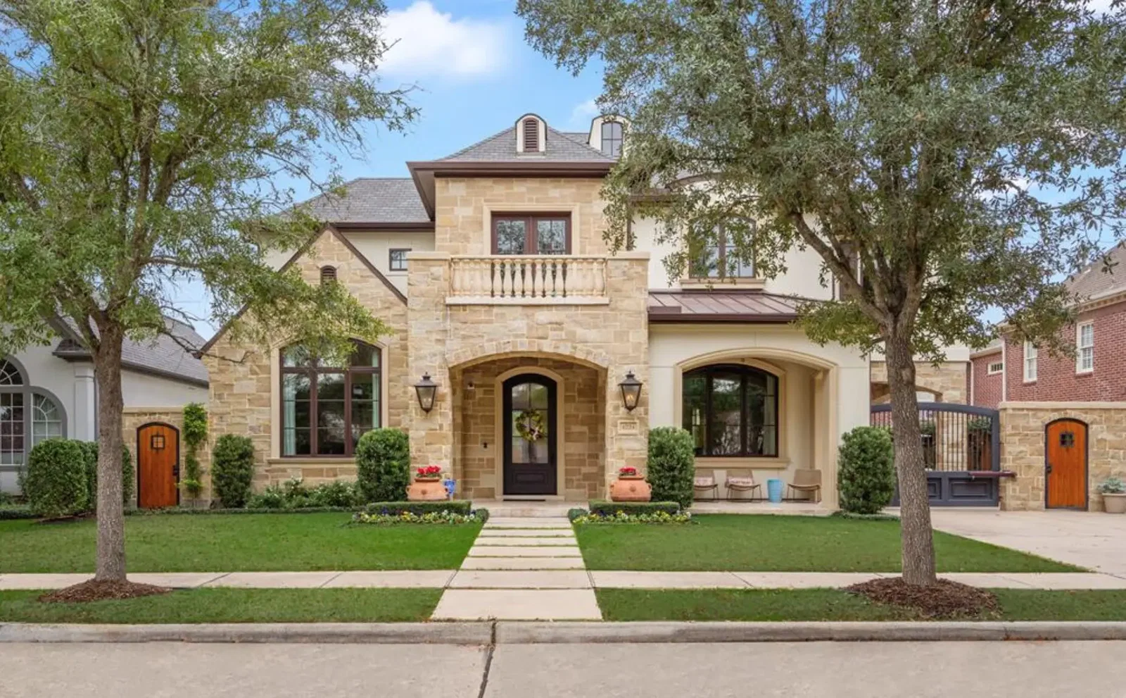 4224 Villanova