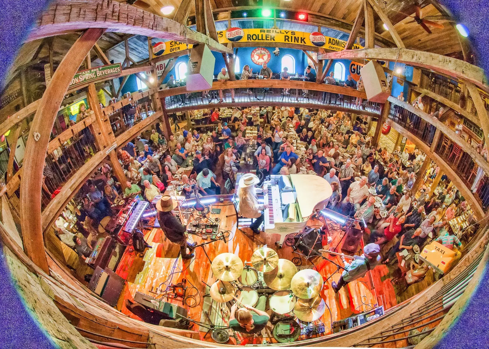 There's not a bad seat in the house at Dosey Doe, the music venue near The Woodlands.