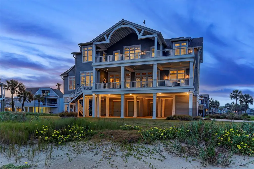 4239 Pelican Lane, Galveston