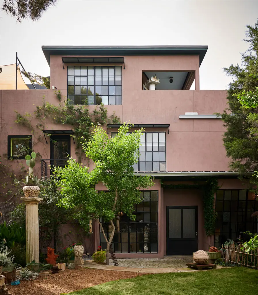 The Tower House, completed in 2022, references the Mexico City studio shared by Diego Rivera and Frida Kahlo. (Photo by Pär Bengtsson)