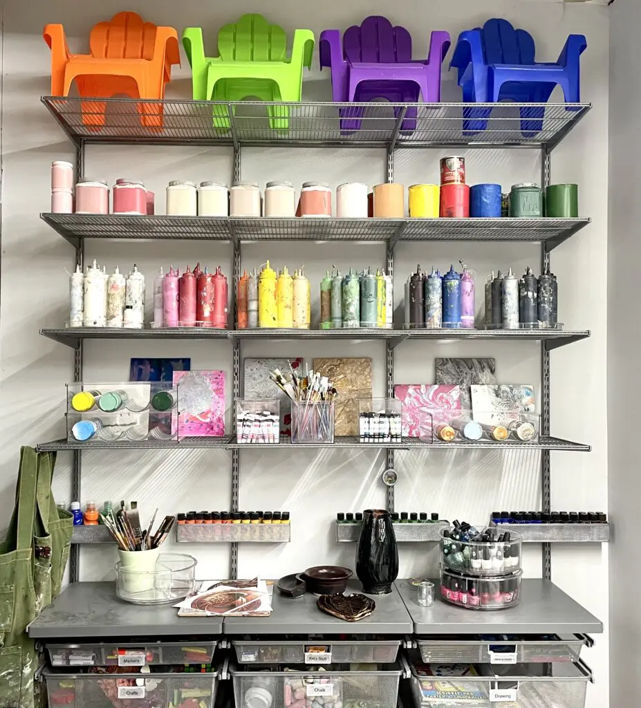 Kids art classes are stocked and ready to welcome the neighborhood. (Photo by Courtney Dabney)