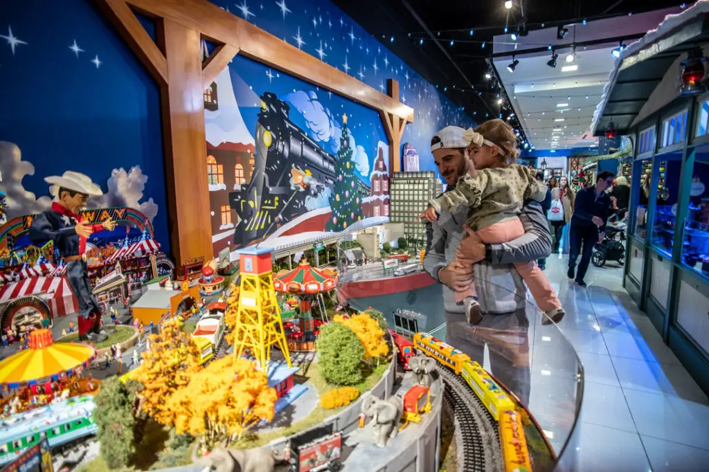 For the past 36 years, The Trains at NorthPark has benefitted Ronald McDonald House of Dallas (RMHD).