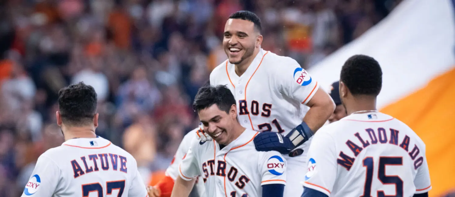 Astros Mauricio Dubon drives in the game winning run in the bottom of the 9th inning to beat the Baltimore Orioles 2-1 at Minute Maid Park