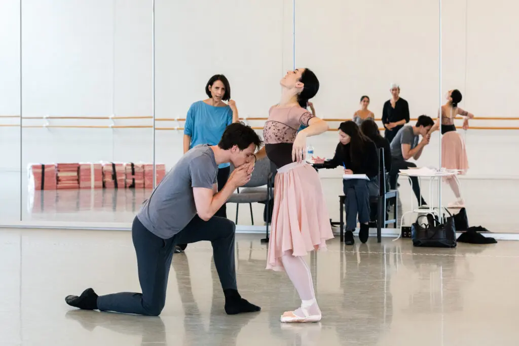 Houston Ballet Principals Beckanne Sisk as Delmira and Chase O’Connell as Enrique Reyes with choreographer Annabelle Lopez Ochoa rehearsing "Delmira"
(Photo by Lawrence Elizabeth Knox. Courtesy of Houston Ballet)