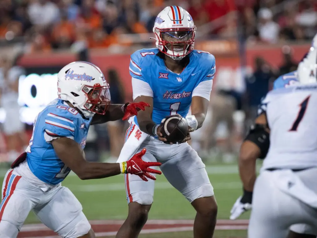 University of Houston QB Donovan Smith knows he must be able to rely on running backs like Brandon Campbell. (Photo by F. Carter Smith)