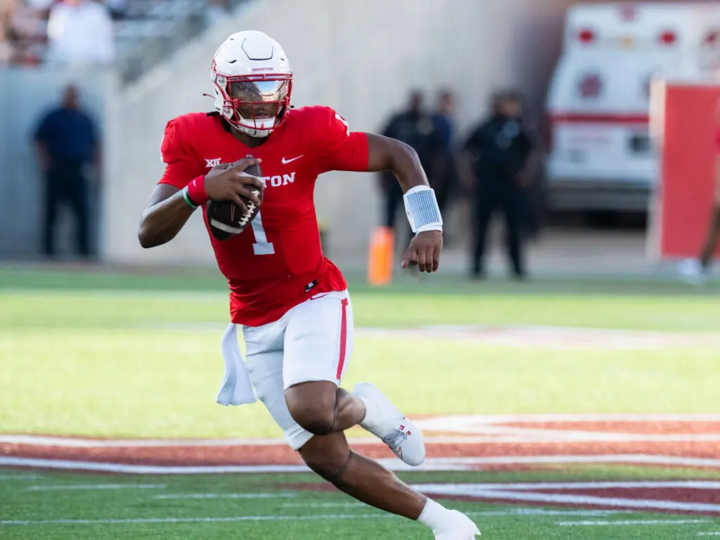 University of Houston quarterback Donovan Smith is a running threat too. (Photo by F. Carter Smith)