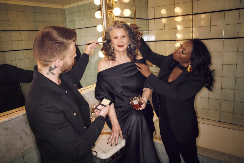 Glamsquad brings the beauty to you with talented and trusted beauty professionals.