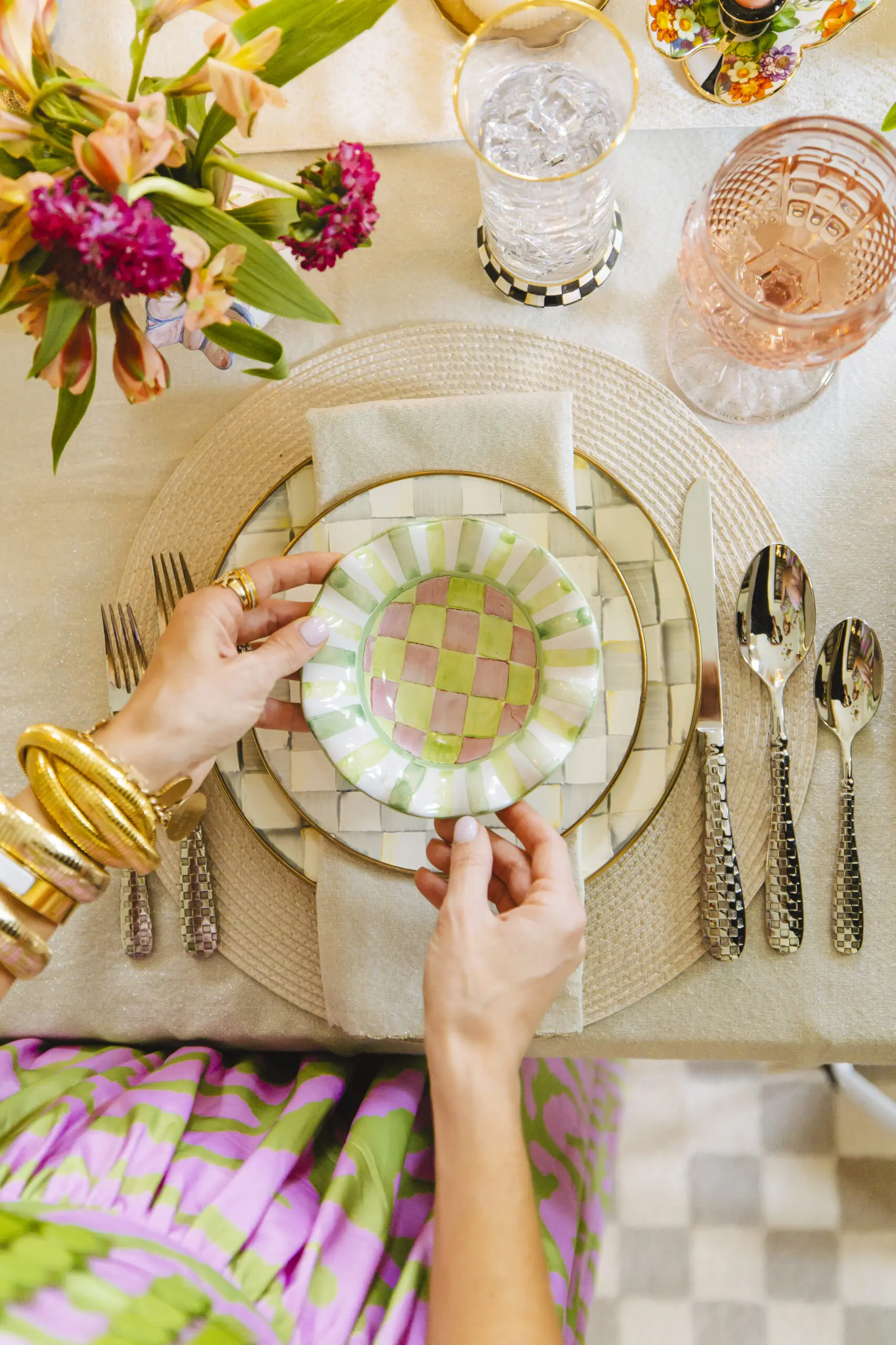 Katey – The versatile berry bowl adds to a table setting.