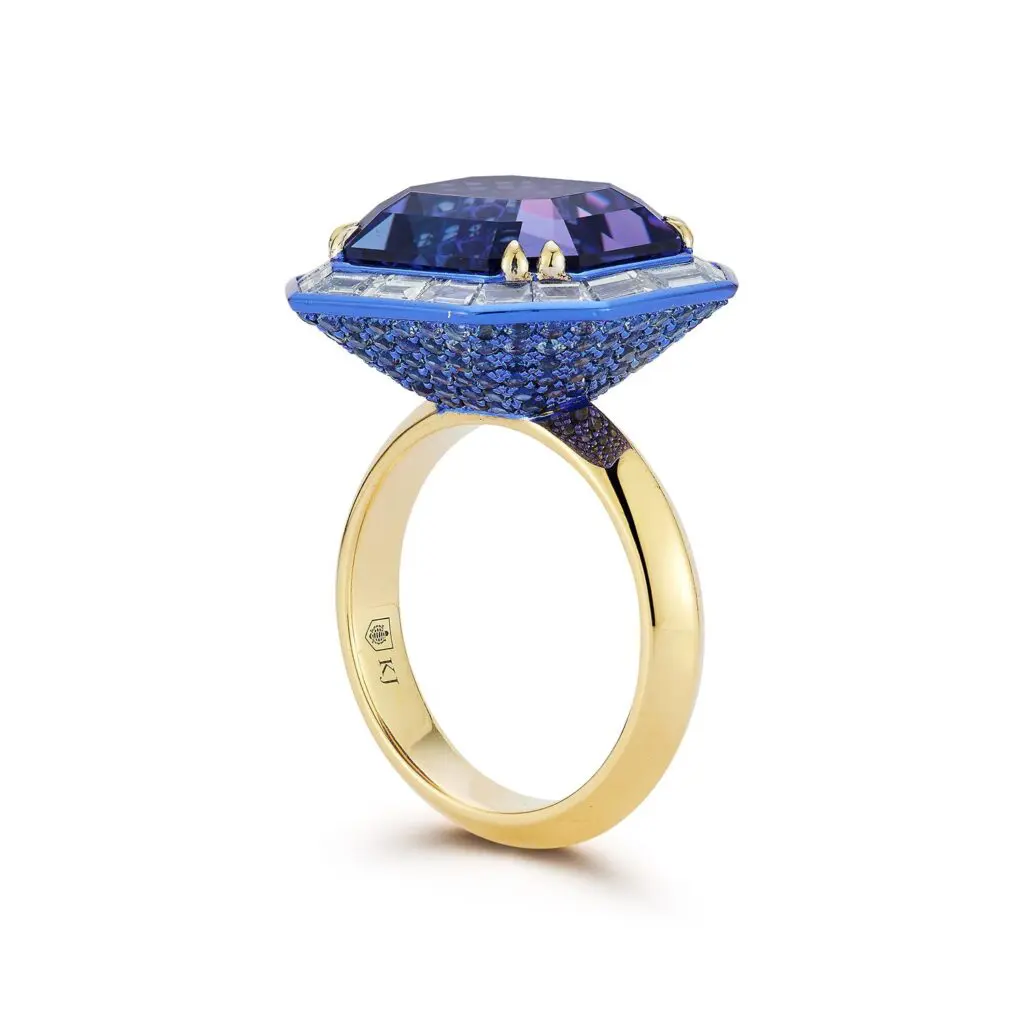 Jetter's collections feature only the finest materials and are expertly crafted to her high standards.