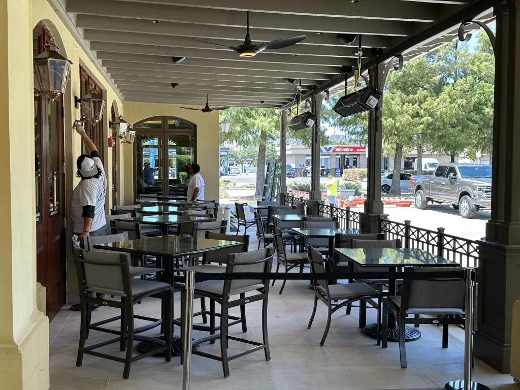 The newly expanded patio at Carrabba's on Kirby, now accessed from both party rooms. (Photo by Shelby Hodge)