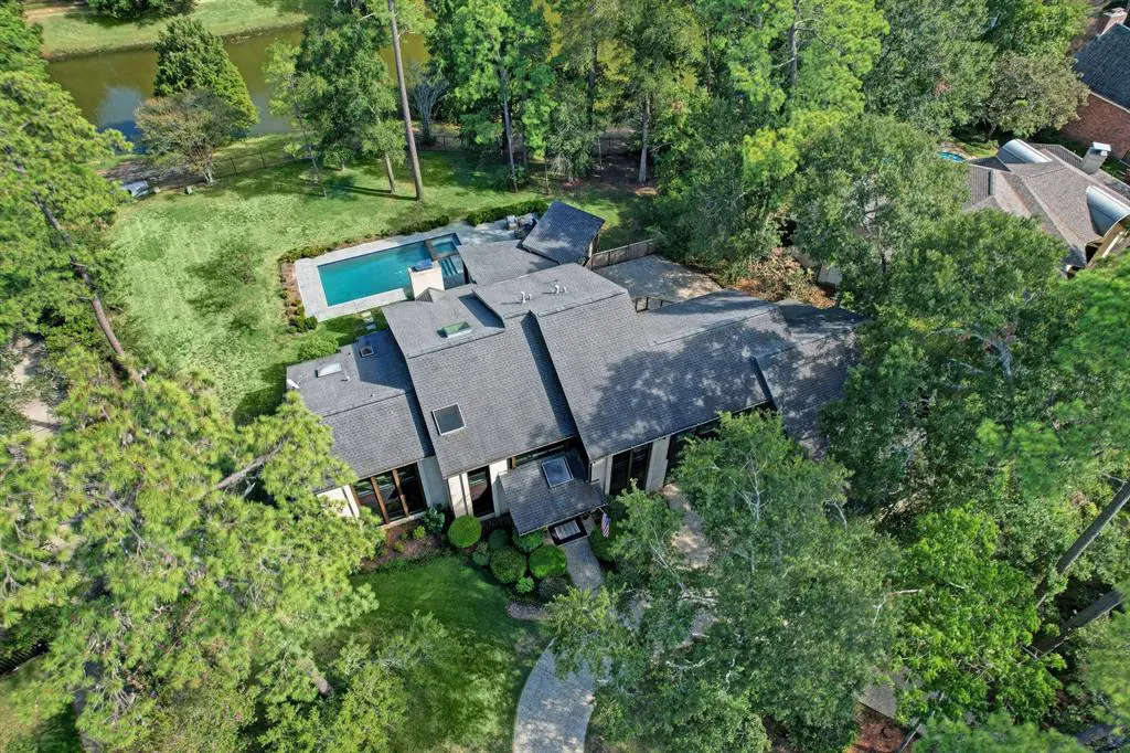 36 W Wedgewood Glen