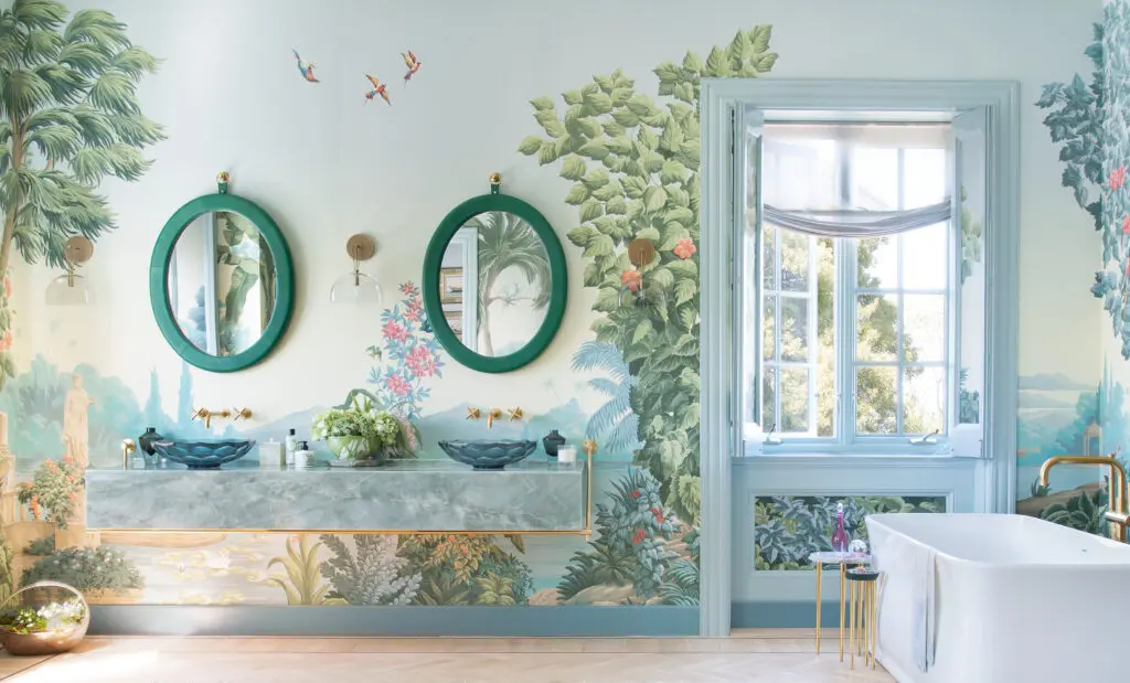 De Gournay Paradise Lost hand-painted wallpaper in Celeste design colors on scenic paper. Interior design by Alexis Humiston, ABH Interiors. (Photo by Suzanna Scott)