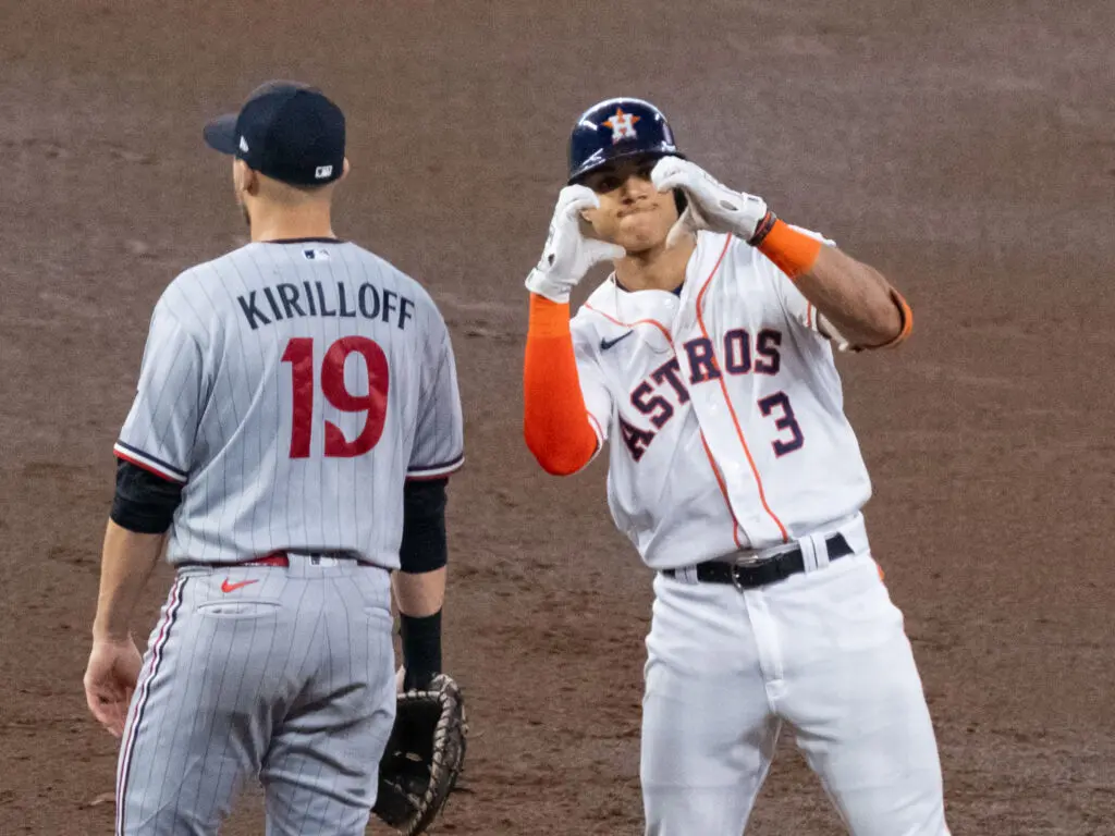 Astros shortstop Jeremy Pena is flashing his Heart sign in October again. (Photo by F. Carter Smith)