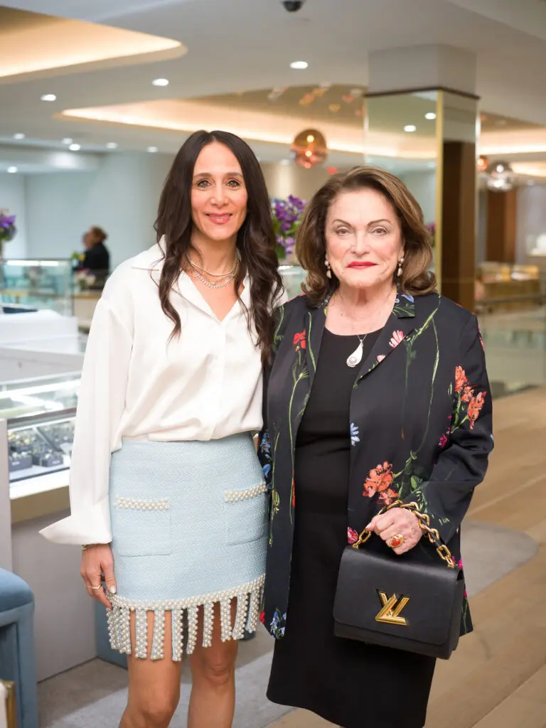 Amy Zadok, Beth Wolff at Zadok Jewelers 'Leading Women' champagne brunch and program. (Photo by Daniel Ortiz)