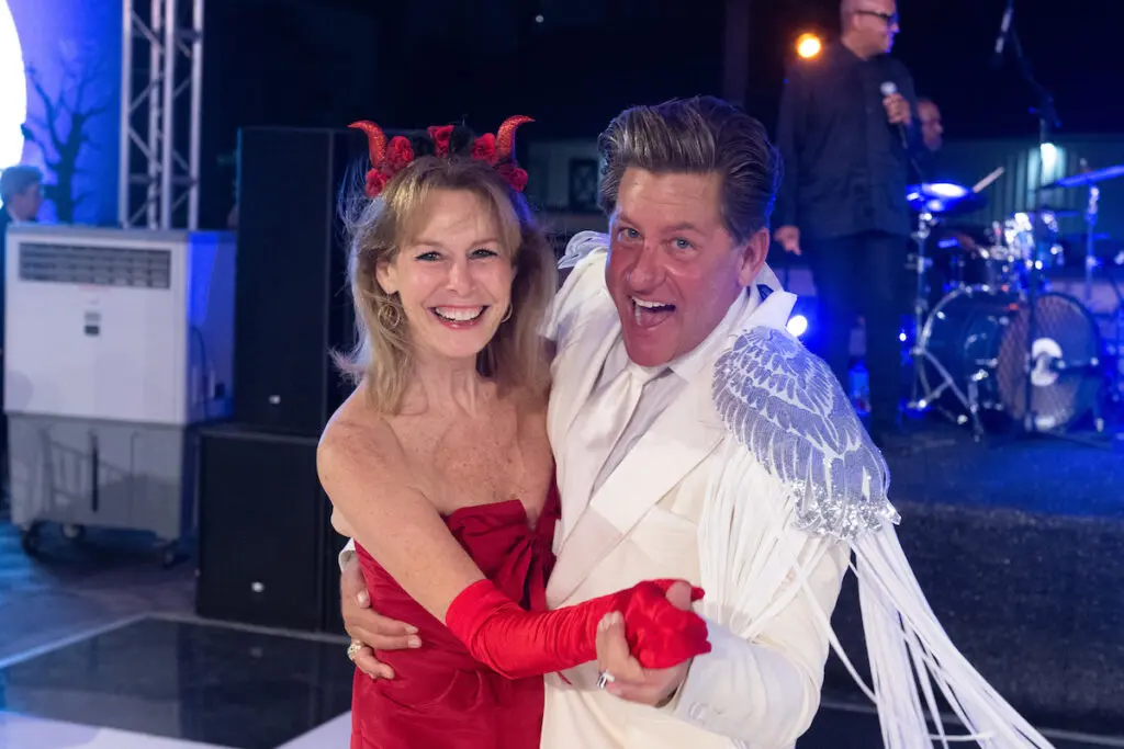 Houston SPCA Howl-O-Ween Ball chairs Cheryl Byington and Brian Teichman (Photo by Wilson Parish)