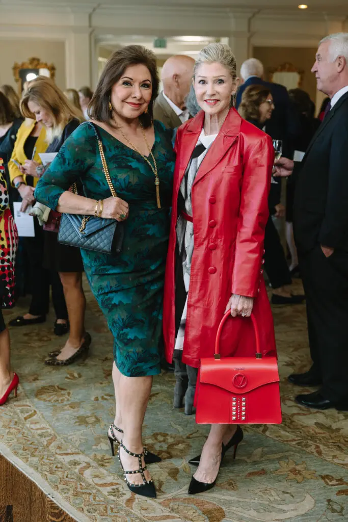 Debbie Festari, Patti Murphy at the Houston Italian Cultural and Community Center Fall Luncheon. (Photo by Johnny Than)