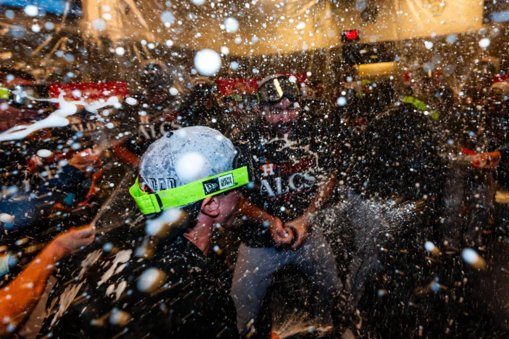 These Astros know that there is no party like a bottle popping party. (@HoustonAstros)