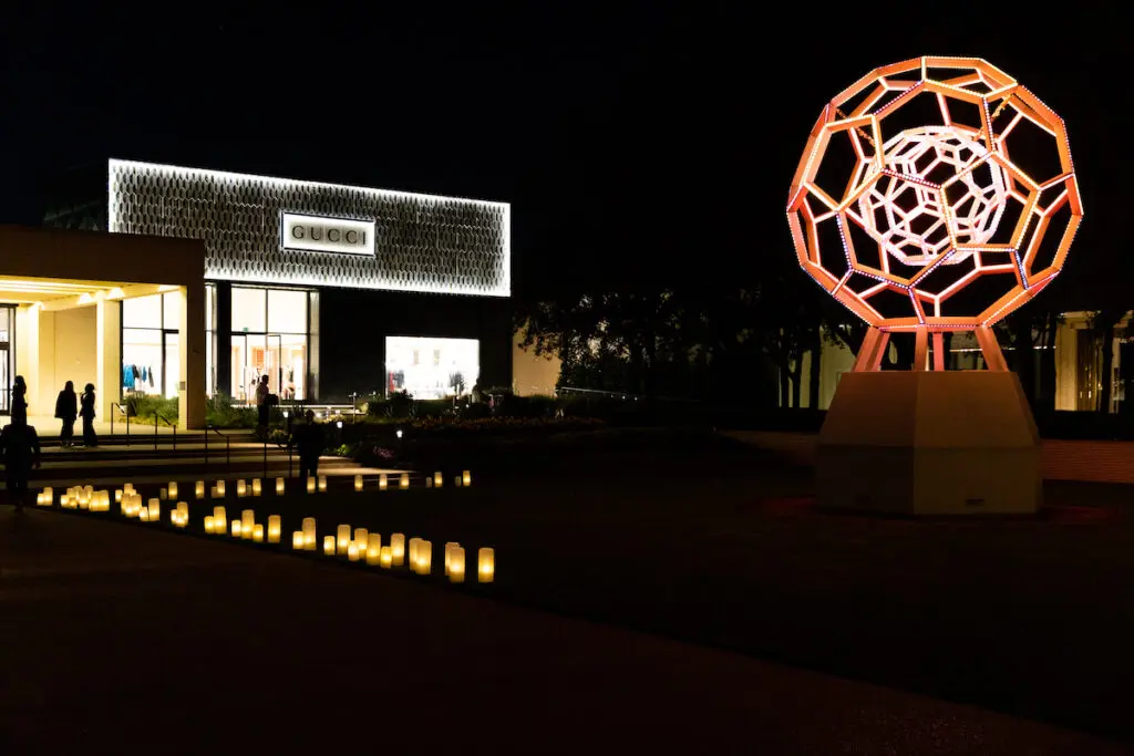 The courtyard entrance for Gucci in NorthPark Center. (Photo by Kaitlin Saragusa)
