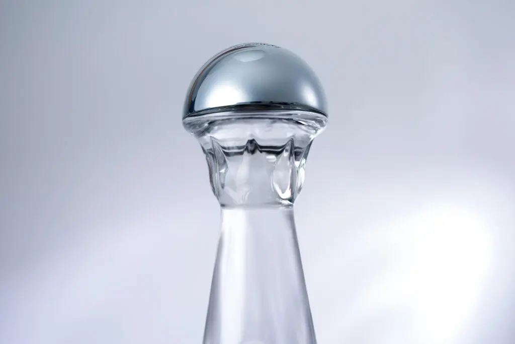As always with Clase Azul, Tequila Plata’s decanter is as majestic and beautiful as the tequila itself.