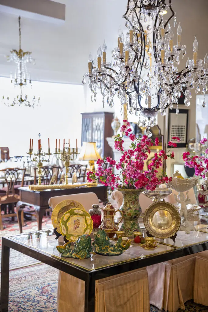 Chandeliers, candelabra, and table top Chinese exports (Photo by Jenny Antill Clifton)