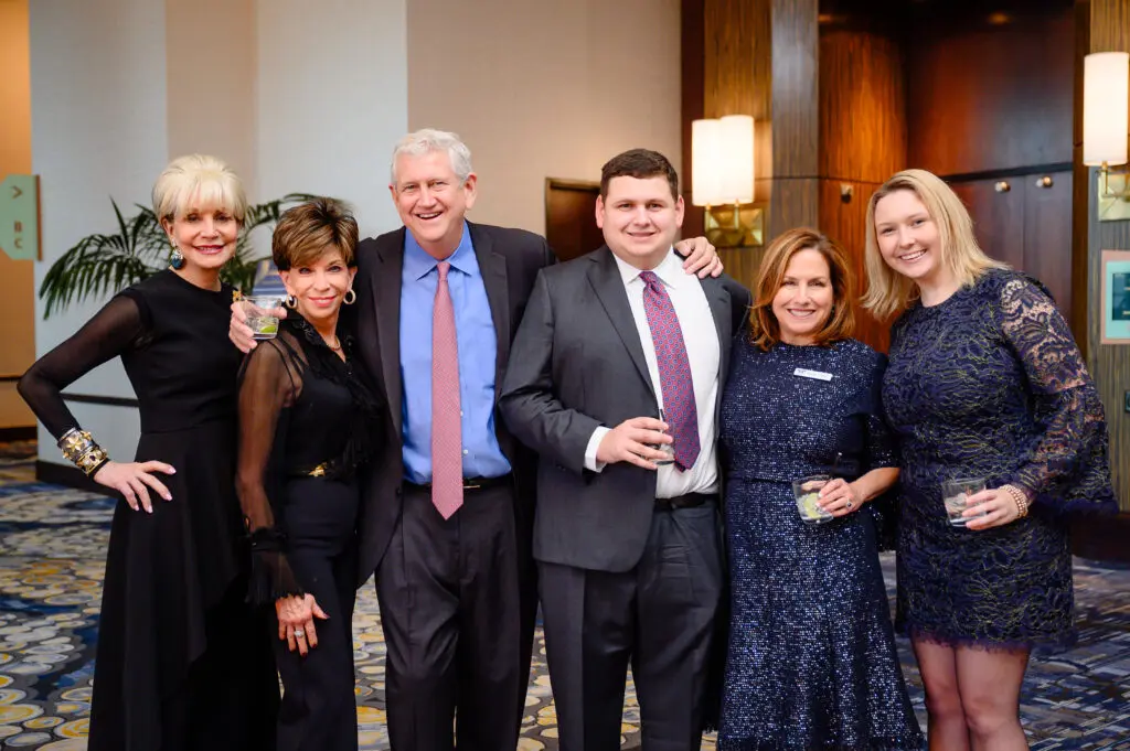 Leisa Holland Nelson, Vicki Rizzo, Mike Heinz, Michael Heinz, Michelle Heinz, Emily Pennington at the Crime Stoppers 'Leading the Way to a Safer Houston' dinner (Photo by Quy Tran)