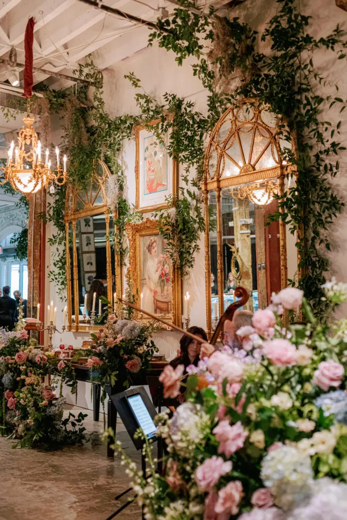 New Orleans Auction Galleries was transformed into an 18th century salon for the French Heritage Society dinner.