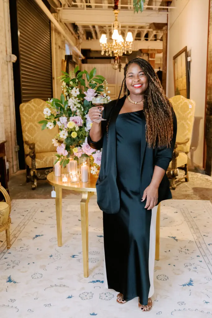 Event planner extraordinaire Michelle Norwood orchestrated the stunning Versailles-inspired dinner evening at New Orleans Auction Galleries.