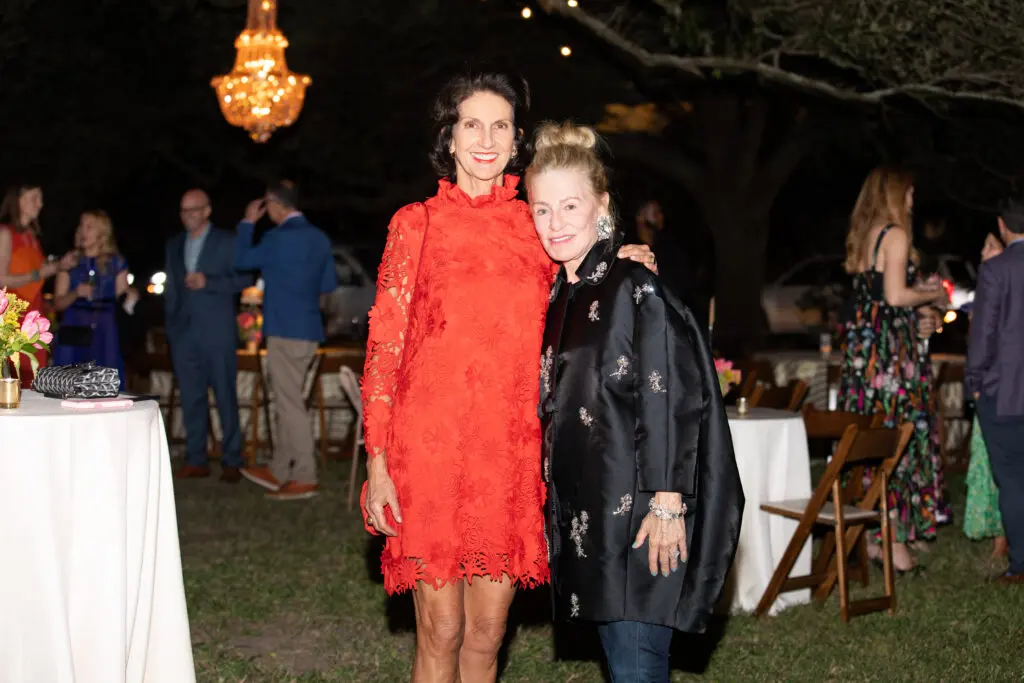 Paula Daly, Maurine Ford at The Menil Collection's Party in the Park (Photo by Lawrence Elizabeth Knox)