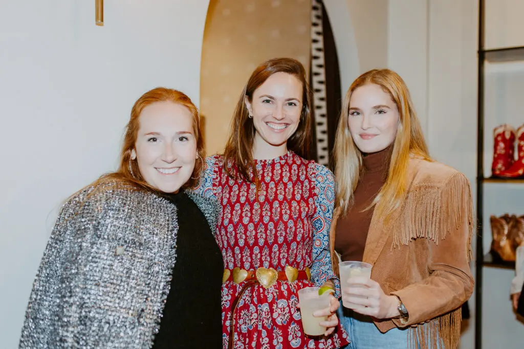 Annabelle Reade, Sarah Means, Reagan Corbet tat the opening of Miron Crosby Houston. (Photo by Emma Umana)