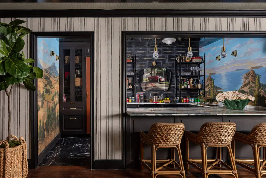 Bar: Jase Jones & Associates (Photo by Nickolas Sargent)